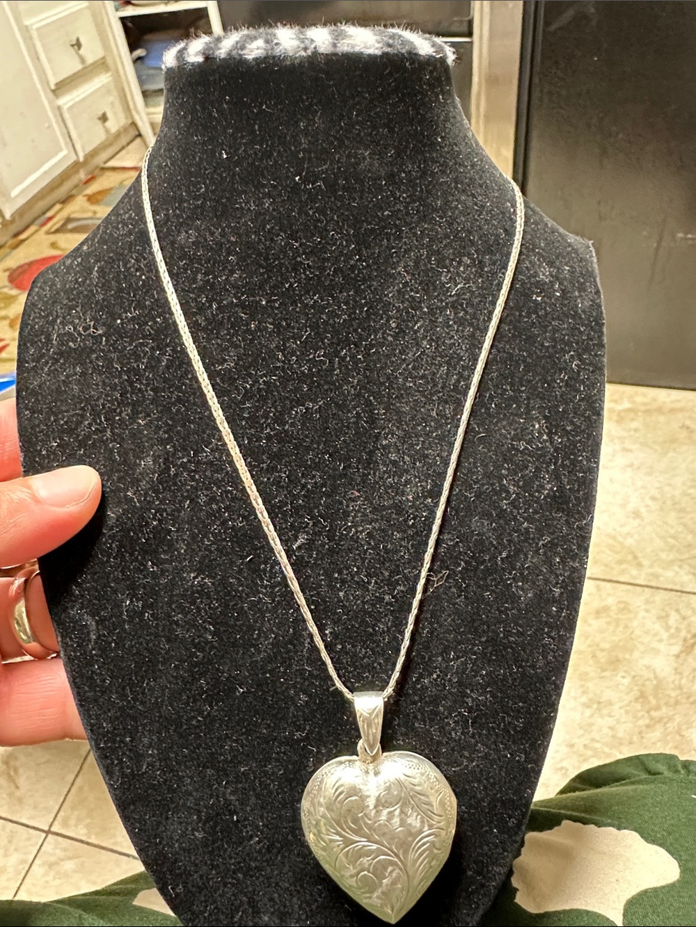 Vintage 925 Sterling Silver Etched Floral Puffy Heart Locket Pendant